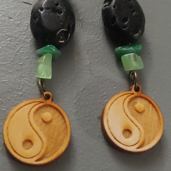 Yin Yang Dangle Earrings - Picture 4 of 4
